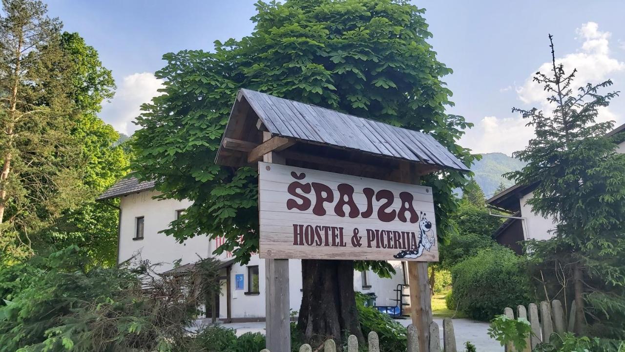 Hostel In Picerija Spajza Mojstrana Luaran gambar