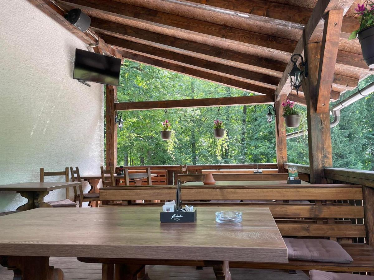 Hostel In Picerija Spajza Mojstrana Luaran gambar