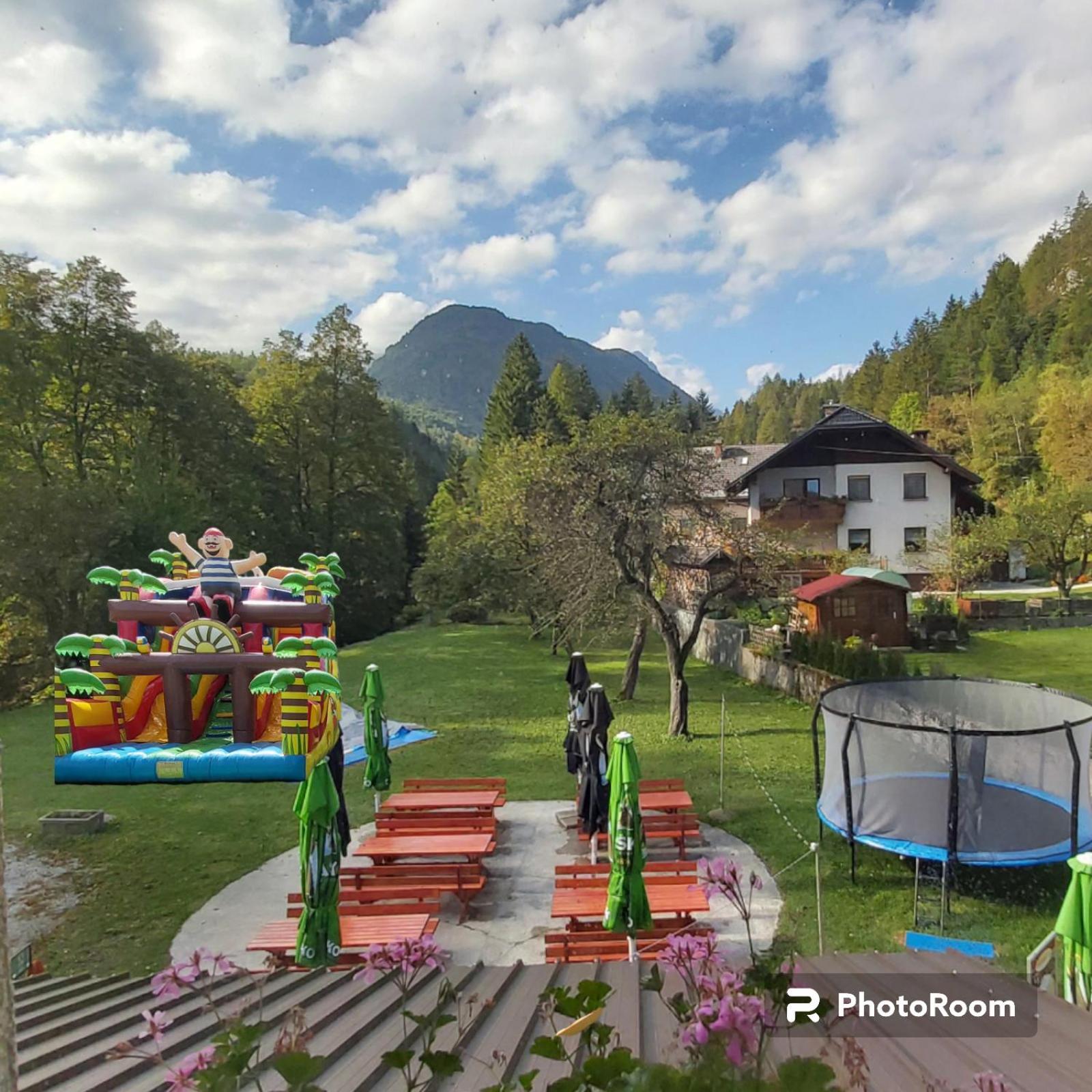Hostel In Picerija Spajza Mojstrana Luaran gambar